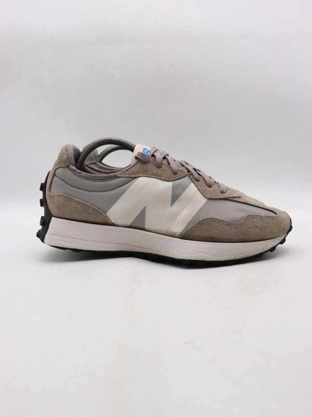 New Balance 327 Men's Size 9.5 Lifestyle Sneakers Marblehead White MS327CPI